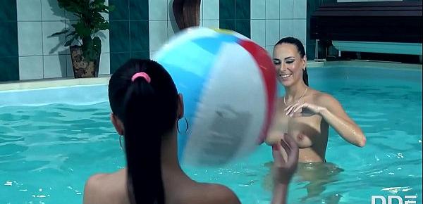  Russian Bikini Babe Jessica Night Creams During POV Footjob Porn in Sauna